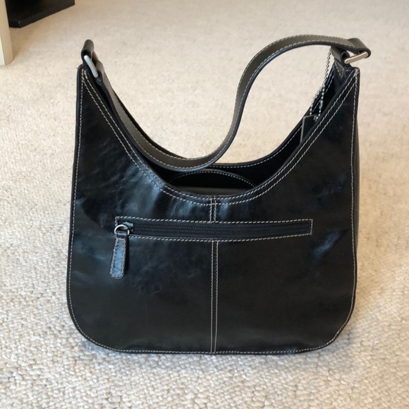 Kenneth Cole Reaction Bag - Picture 3 of 7